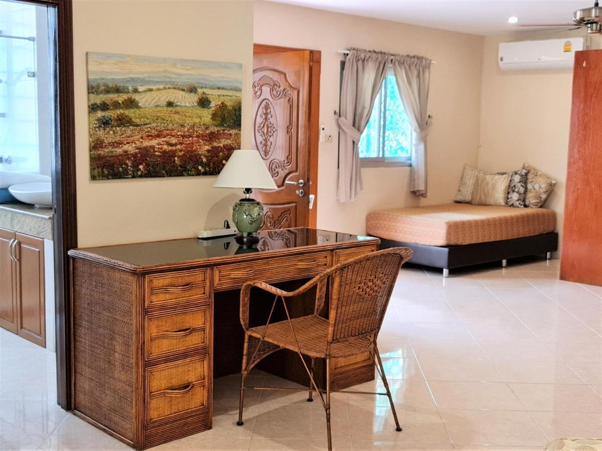 Butterfly Garden Boutique By Luxury View Ex Lg Apts And Villas, A Lifestyle Destination 1 To 3 Bedroom Units 110 To 190 Sqmtr, 2 Full Bathrooms, Rain Shower, Complete Kitchen, Free Fast Fiber Wifi, 55