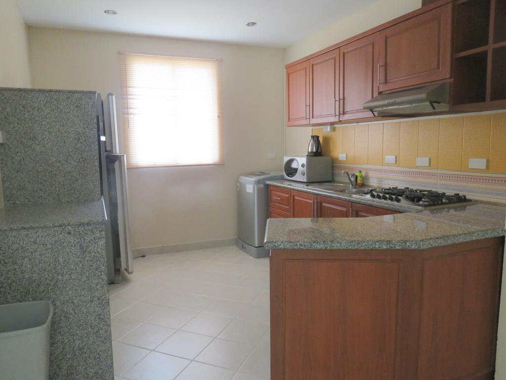 Hotel Butterfly Garden Boutique By Luxury View Ex Lg Apts And Villas, A Lifestyle Destination 1 To 3 Bedroom Units 110 To 190 Sqmtr, 2 Full Bathrooms, Rain Shower, Complete Kitchen, Free Fast Fiber Wifi, 55