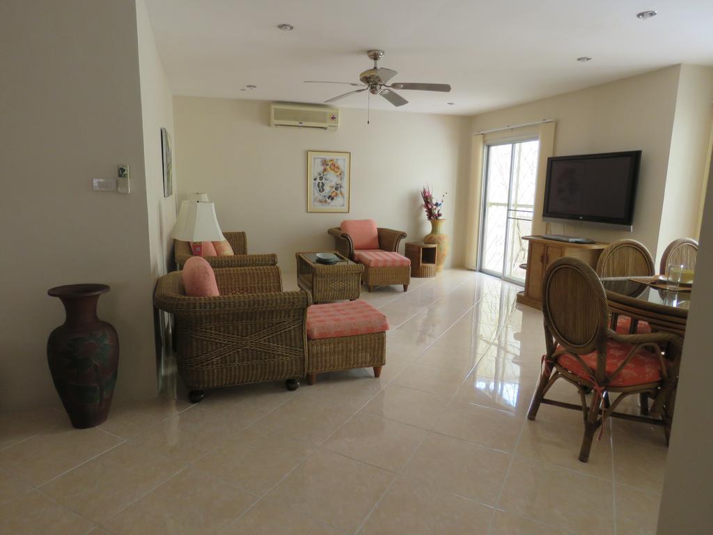 Hotel Butterfly Garden Boutique By Luxury View Ex Lg Apts And Villas, A Lifestyle Destination 1 To 3 Bedroom Units 110 To 190 Sqmtr, 2 Full Bathrooms, Rain Shower, Complete Kitchen, Free Fast Fiber Wifi, 55