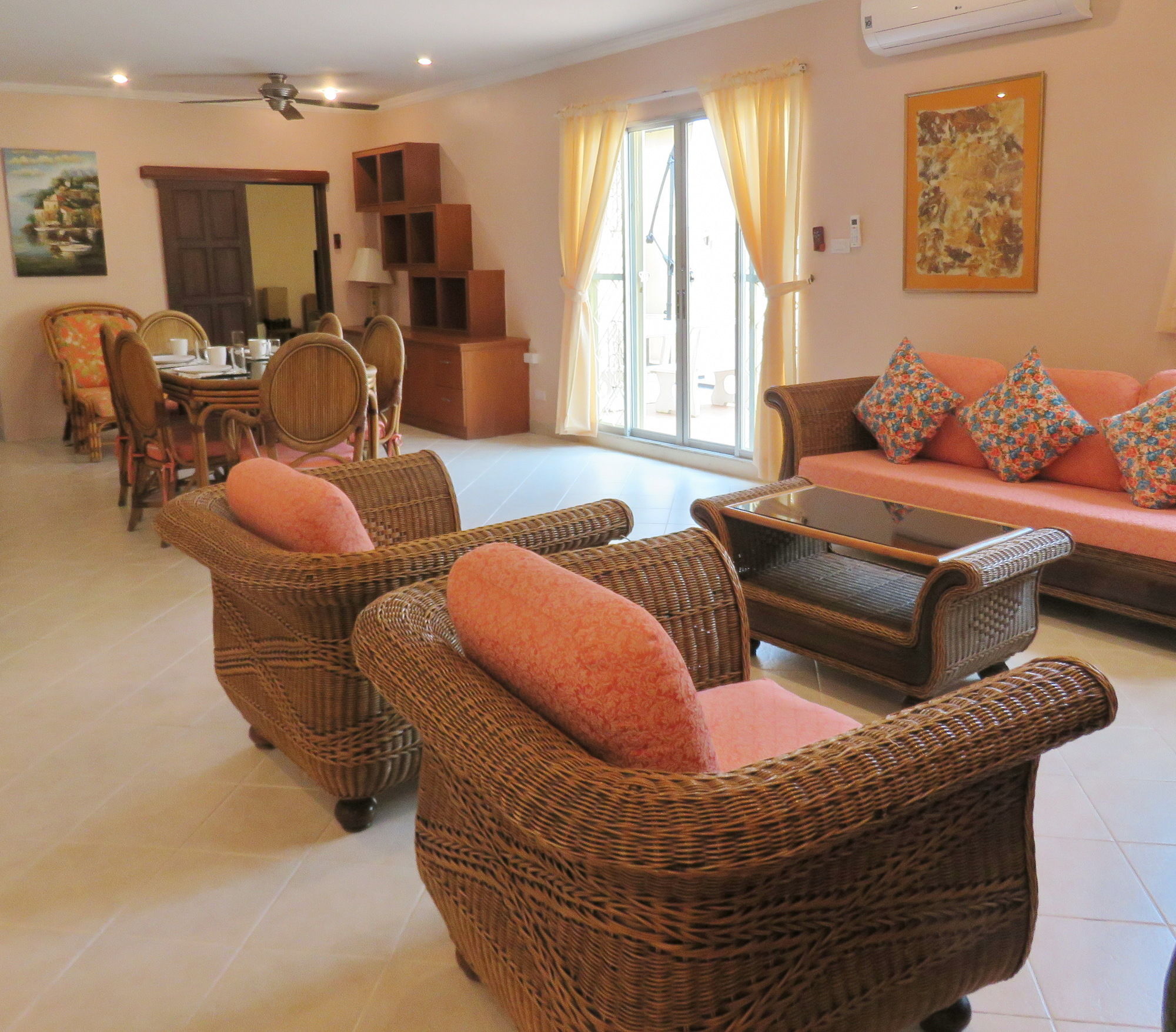 Butterfly Garden Boutique By Luxury View Ex Lg Apts And Villas, A Lifestyle Destination 1 To 3 Bedroom Units 110 To 190 Sqmtr, 2 Full Bathrooms, Rain Shower, Complete Kitchen, Free Fast Fiber Wifi, 55