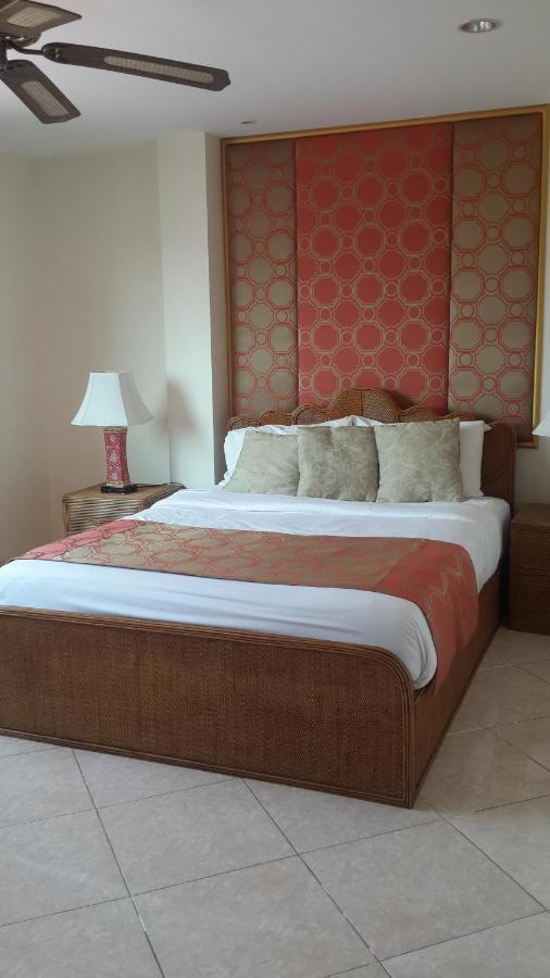 Hotel Butterfly Garden Boutique By Luxury View Ex Lg Apts And Villas, A Lifestyle Destination 1 To 3 Bedroom Units 110 To 190 Sqmtr, 2 Full Bathrooms, Rain Shower, Complete Kitchen, Free Fast Fiber Wifi, 55